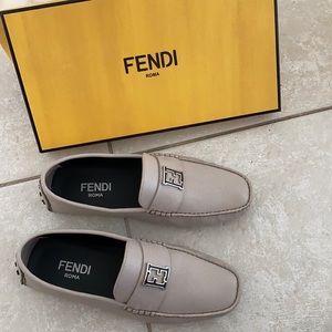 Fendi Men’s Loafers Gray Size 7.5 good condition